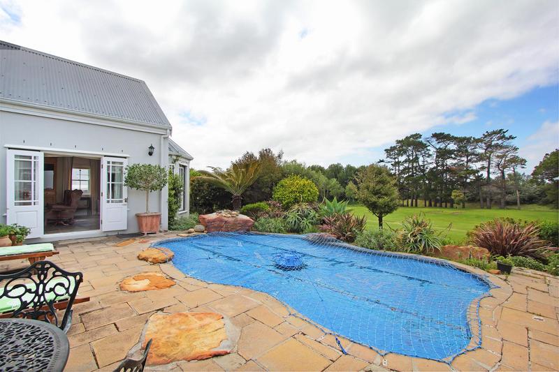 To Let 3 Bedroom Property for Rent in Steenberg Estate Western Cape
